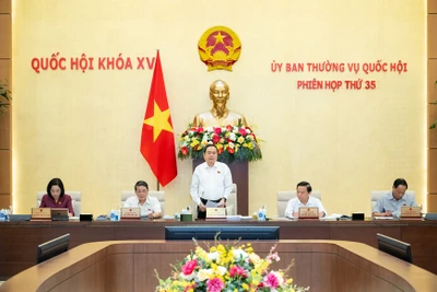 Ủy ban Thường vụ Quốc hội khai mạc phiên họp thứ 35