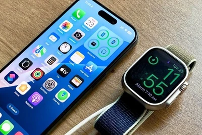 Tính năng bí mật giúp sạc Apple Watch bằng iPhone