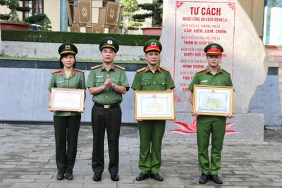 3 cá nhân thuộc Công an tỉnh Gia Lai được tặng bằng khen