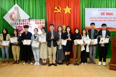 Gia Lai: Bế mạc lớp bồi dưỡng “Sáng tác văn học trẻ-Văn học dân tộc thiểu số” năm 2023