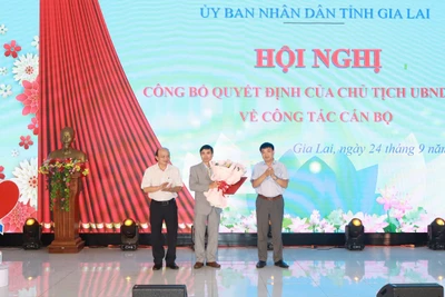 Ông Phạm Văn Hoan được bổ nhiệm giữ chức Phó Hiệu trưởng Trường Cao đẳng Gia Lai