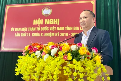 Phó Bí thư Tỉnh ủy Rah Lan Chung: Tiếp tục thực hiện có hiệu quả cuộc vận động về thay đổi nếp nghĩ, cách làm 