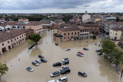 Trận lũ lụt tồi tệ trong vòng 100 năm ở Italy