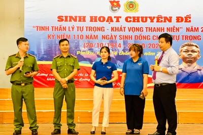 Sinh hoạt chuyên đề “Tinh thần Lý Tự Trọng-Khát vọng thanh niên”