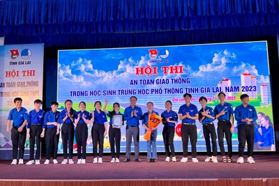 Đội thi huyện Chư Păh đạt giải nhất Hội thi an toàn giao thông trong học sinh THPT