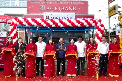 Khai trương hoạt động máy Autobank CDM