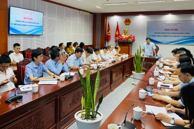 Phấn đấu năm 2023 tổng mức bán lẻ hàng hóa và doanh thu dịch vụ đạt 108 ngàn tỷ đồng