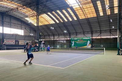 73 cặp vận động viên tranh tài ở Giải Tennis Thế Dân Open 2023