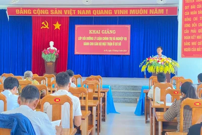 Quang cảnh lớp bồi dưỡng. Ảnh: Mai Linh