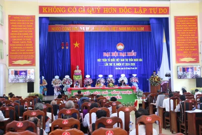 Ông Trần Văn Chinh tái giữ chức Chủ tịch Ủy ban MTTQ Việt Nam thị trấn Nhơn Hòa 