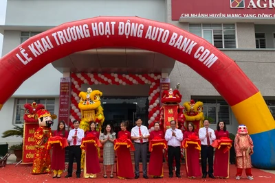 Khai trương hoạt động Autobank CDM tại huyện Mang Yang