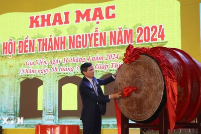 Ninh Bình: Khai mạc Lễ hội Đền Thánh Nguyễn năm 2024