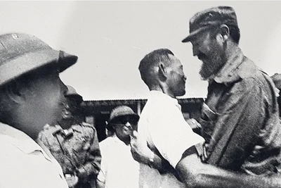 Nửa thế kỷ nặng nghĩa tình - Kỳ 2: Cô con gái nuôi của Fidel