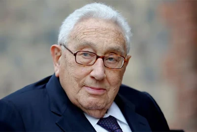 Cựu Ngoại trưởng Mỹ Henry Kissinger qua đời ở tuổi 100