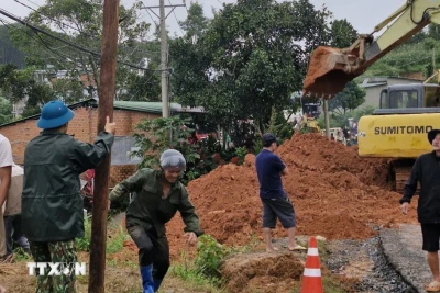 Vụ sạt lở tại Lâm Đồng: Hai người thương vong, Quốc lộ 27 đã thông tuyến