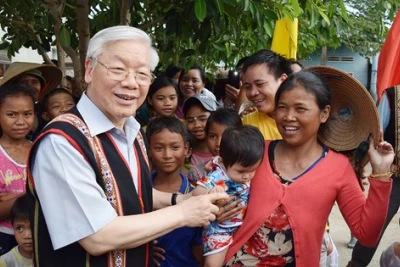 Tổng Bí thư Nguyễn Phú Trọng trong lòng đồng bào Tây nguyên