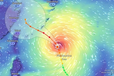 Cơn bão mới mạnh lên khi tiến sát Trung Quốc, khả năng đổ bộ cấp siêu bão