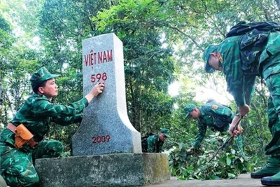 Ngã xuống, khi không mang súng: Biên giới sáng mãi những anh hùng