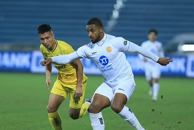 Đua tam mã ở V-League