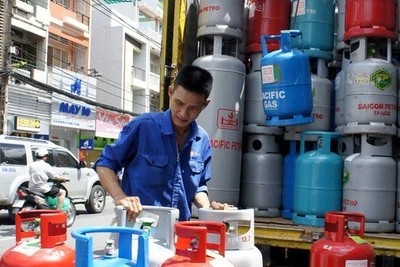 Giá gas trong nước tăng trở lại