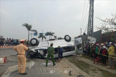 Tai nạn giao thông đặc biệt nghiêm trọng tại Quảng Nam: Xe khách chạy quá tốc độ, chở quá số người quy định