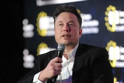 Tỉ phú Elon Musk cảnh báo Ukraine mất thêm lãnh thổ nếu chiến sự kéo dài