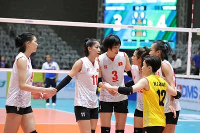 Thắng đậm Phillipines, tuyển nữ Việt Nam lần đầu vào bán kết FIVB Challenger Cup