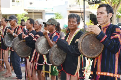 Độc đáo chiêng Kjeng 