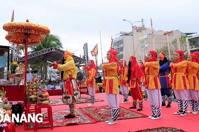 Gìn giữ giọng nói đặc trưng làng biển - Bài 2: Sắc thái văn hóa tinh thần của ngư dân 