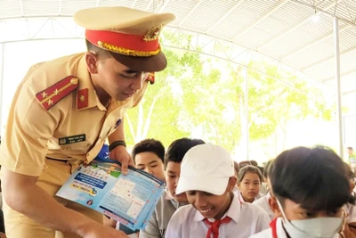 Tăng cường công tác bảo đảm trật tự, an toàn giao thông cho lứa tuổi học sinh trong tình hình mới 