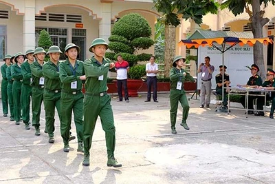 Đưa các trường không đủ điều kiện tự chủ vào thực hiện liên kết tại trung tâm GDQP và AN