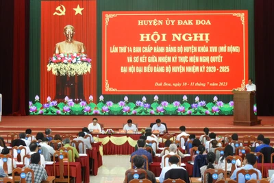 Đảng bộ huyện Đức Cơ và Đak Đoa sơ kết giữa nhiệm kỳ