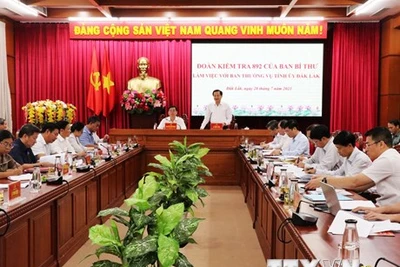 Đoàn của Ban Bí thư làm việc với Ban Thường vụ Tỉnh ủy Đắk Lắk