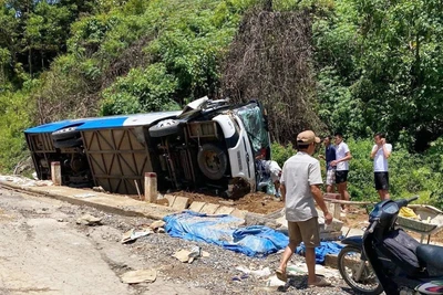 Cục Đăng kiểm thông tin về xe chở đội bóng đá trẻ Quảng Nam gặp tai nạn