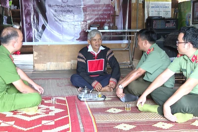 Đoạn tuyệt với FULRO, “Tin lành Đê ga” - Kỳ 1: Đứng lên sau lầm lỡ