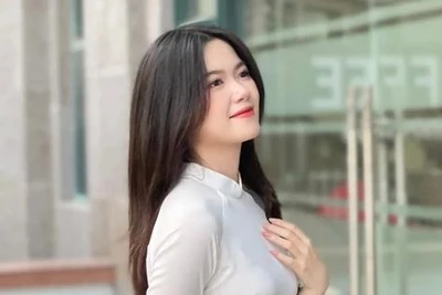 Nữ 'Sinh viên 5 tốt' xinh đẹp, giỏi giang