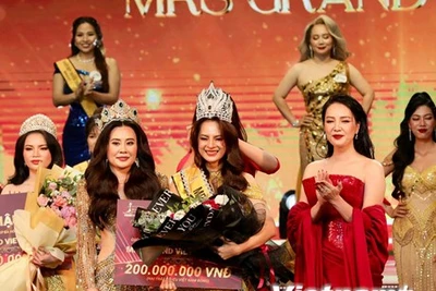 'Người đẹp đất Cảng' đăng quang cuộc thi Mrs Grand Vietnam 2023