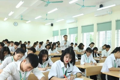 Chính phủ 'chốt' tăng học phí đại học