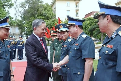 Chủ tịch nước Tô Lâm: Quân chủng Phòng không - Không quân hoàn thành tốt nhiệm vụ sẵn sàng chiến đấu