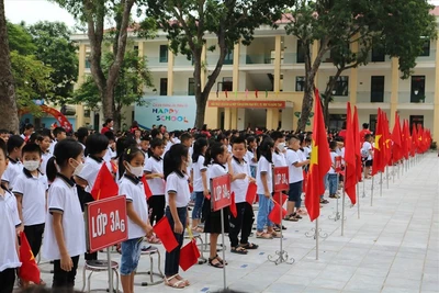 Học sinh tựu trường sớm nhất trước 1 tuần so với ngày khai giảng