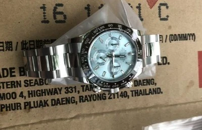 2 người nước ngoài trộm đồng hồ Rolex cùng nhiều nữ trang