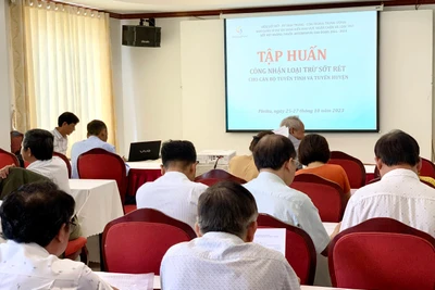 Hơn 30 cán bộ y tế Gia Lai tập huấn công nhận loại trừ sốt rét