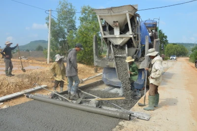 Tập trung duy trì và nâng cao chất lượng các tiêu chí đối với 91 xã đã đạt chuẩn NTM