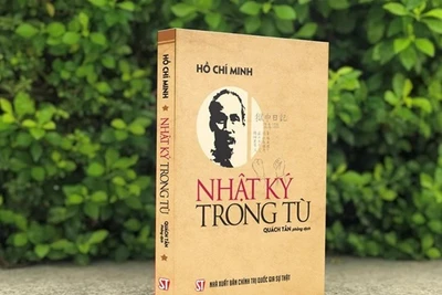 Phát hành cuốn "Nhật ký trong tù" nhân Ngày sinh Chủ tịch Hồ Chí Minh 