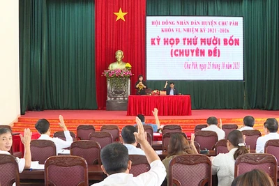 Chư Păh: Miễn nhiệm và bầu bổ sung Ủy viên UBND huyện nhiệm kỳ 2021-2026