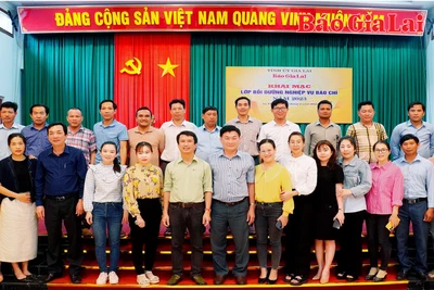 Báo Gia Lai bồi dưỡng nghiệp vụ báo chí cho cộng tác viên ở An Khê, Ayun Pa