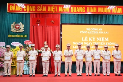 Công an Gia Lai kỷ niệm 70 năm Ngày truyền thống lực lượng An ninh kinh tế