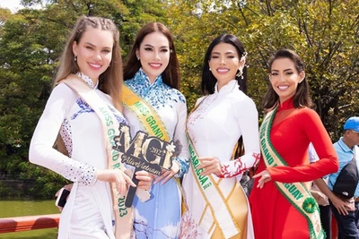 Dàn mỹ nhân Miss Grand International 2023 khoe sắc với áo dài