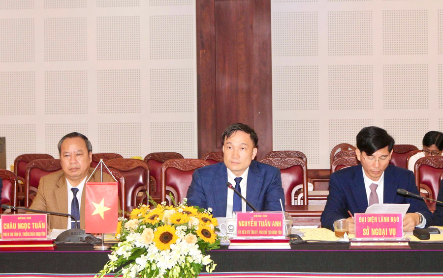 Các đồng chí lãnh đạo tỉnh Gia Lai tại buổi làm việc. Ảnh: Vũ Thảo 2.jpg