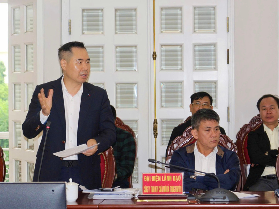 Đại diện Công ty Công ty Cổ phần Tập đoàn BOSSCO nêu một số vướng mắc trong triển khai dự án. Ảnh: Vũ Thảo dai-dien-cong-ty-co-phan-tap-doan-bossco.jpg